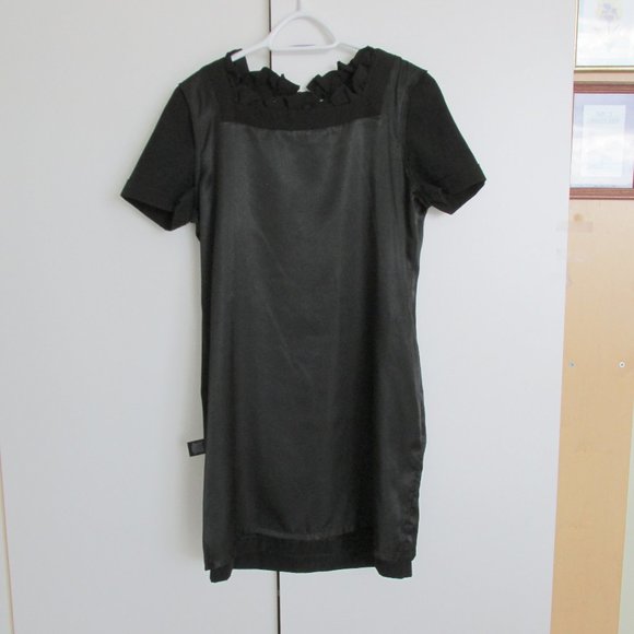 Tahari LBD Ruffled Neck S-Sleeve Sheath Dress - Picture 8 of 9